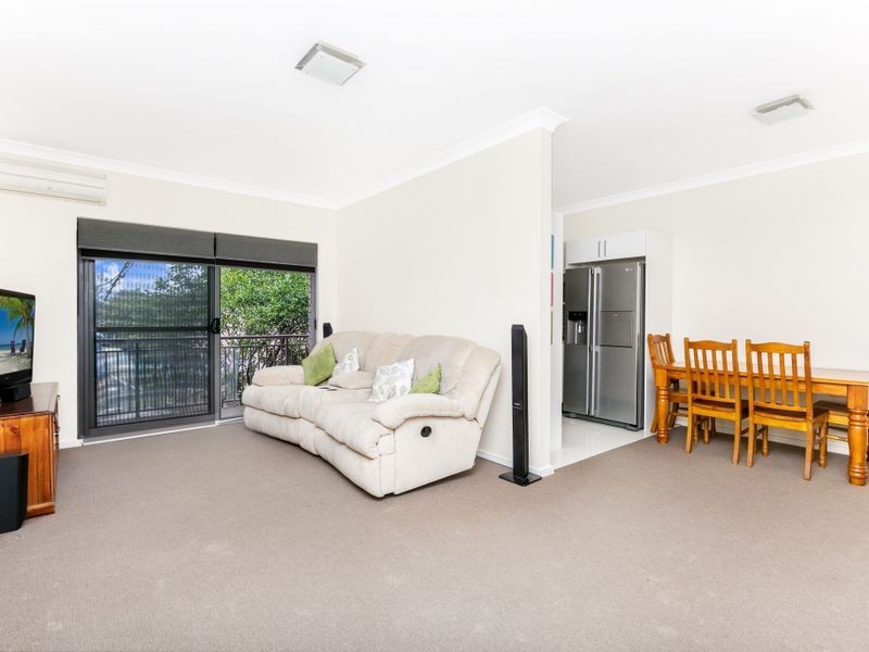 3/2 St Johns Road, Cabramatta NSW 2166