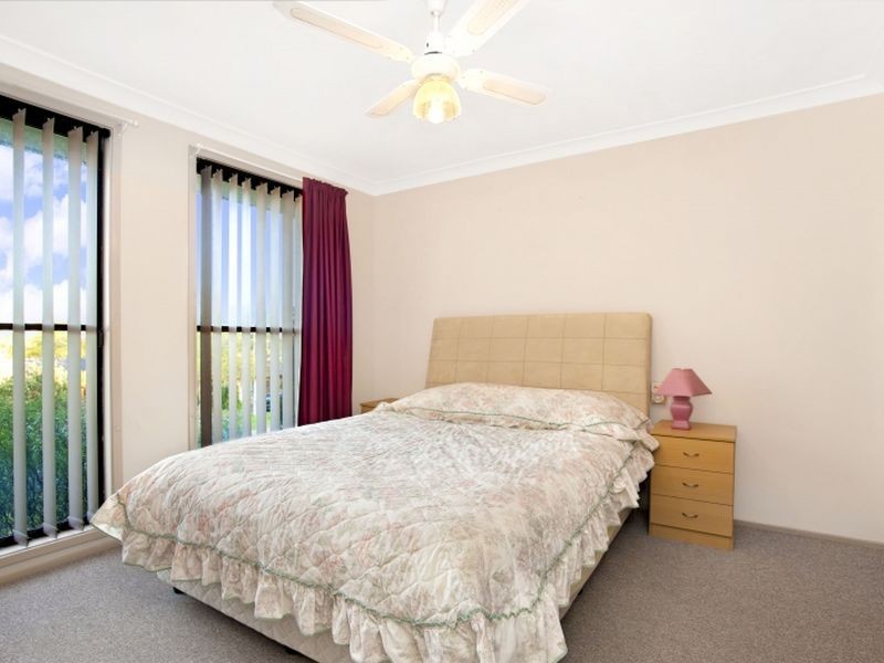 12 Balimo Place, Glenfield NSW 2167