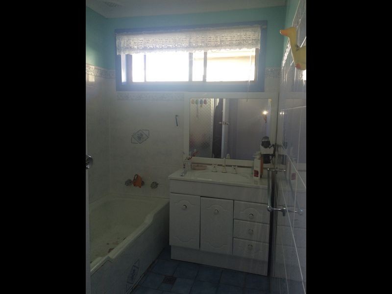 19 Mittiamo Street, Canley Heights NSW 2166