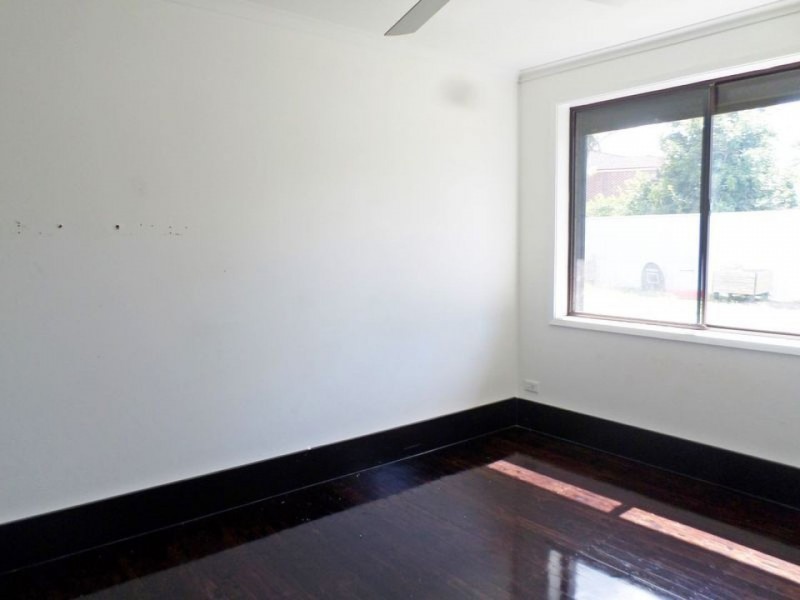 22 Fraser Road, Canley Vale NSW 2166