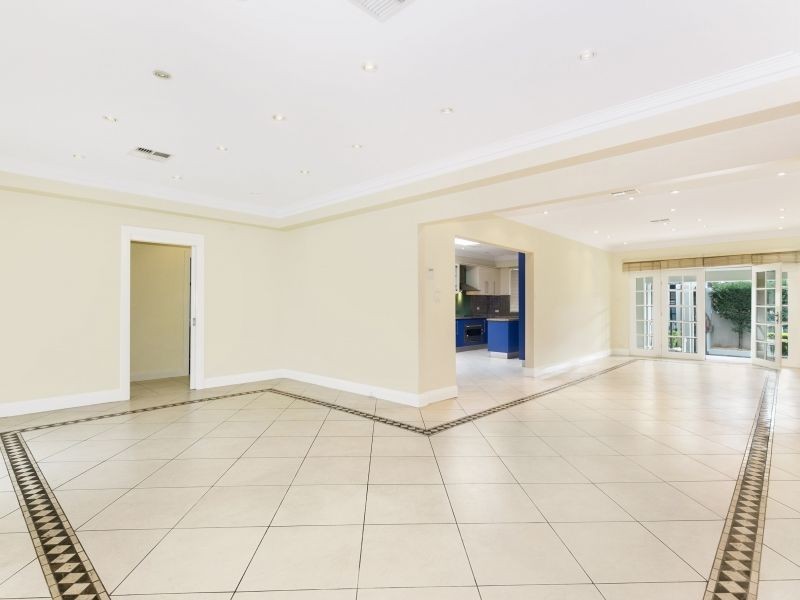 122 Camden Street, Fairfield Heights NSW 2165