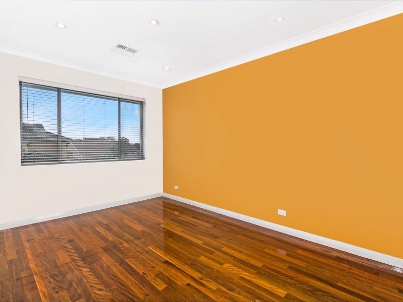 122 Camden Street, Fairfield Heights NSW 2165