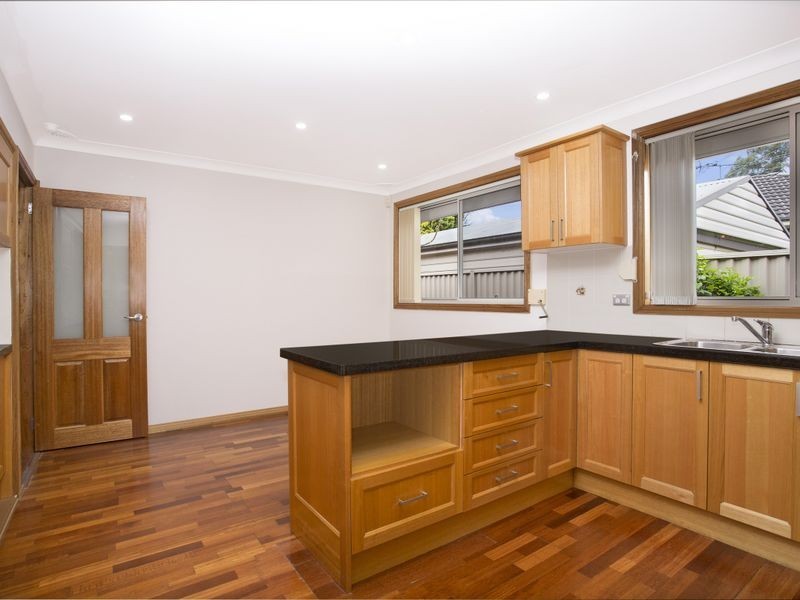 15 Hamersley Street, Fairfield West NSW 2165