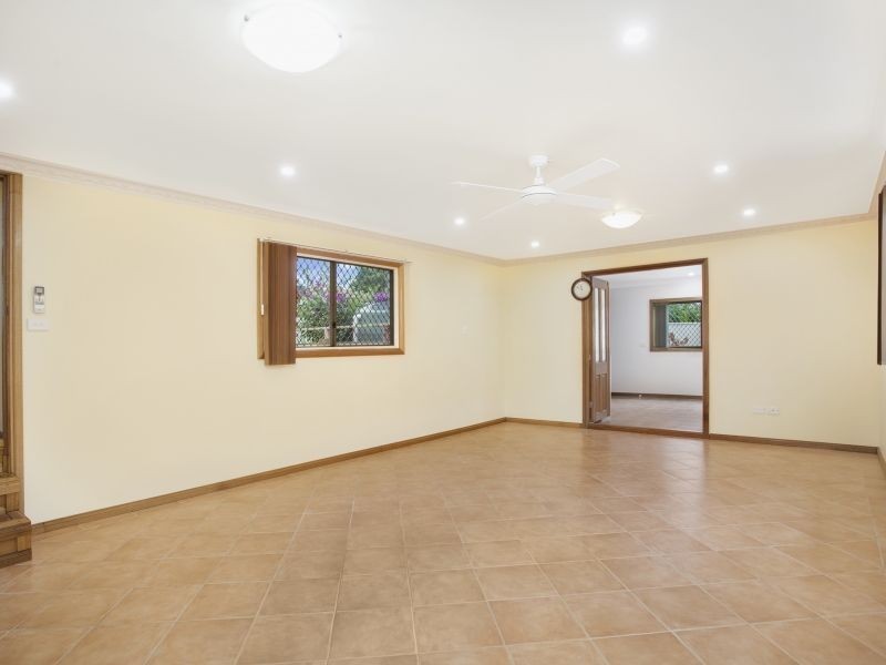 15 Hamersley Street, Fairfield West NSW 2165