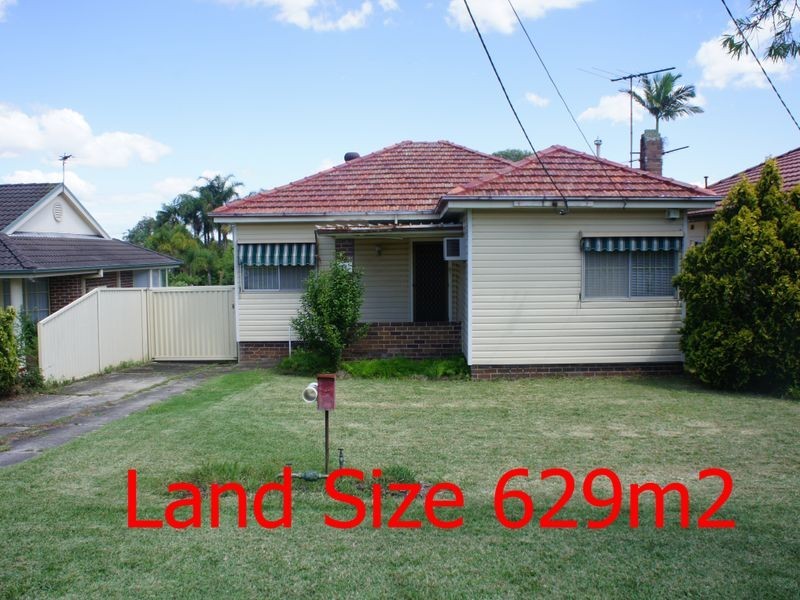 9 Hill Road, Birrong NSW 2143