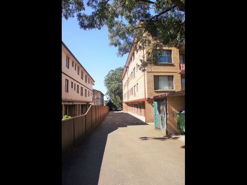 18/91A Longfield Street, Cabramatta NSW 2166