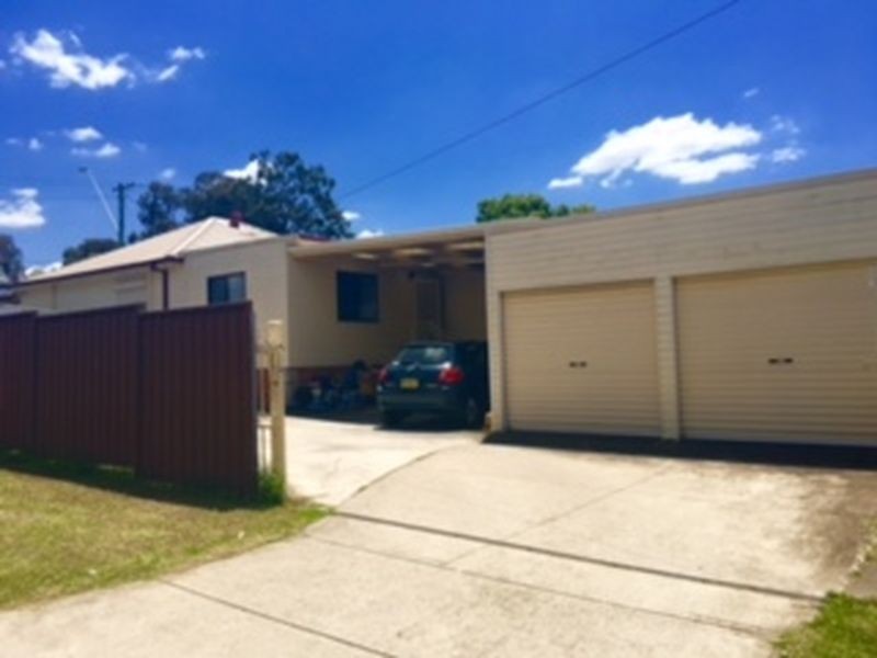136 Cambridge Street, Canley Heights NSW 2166