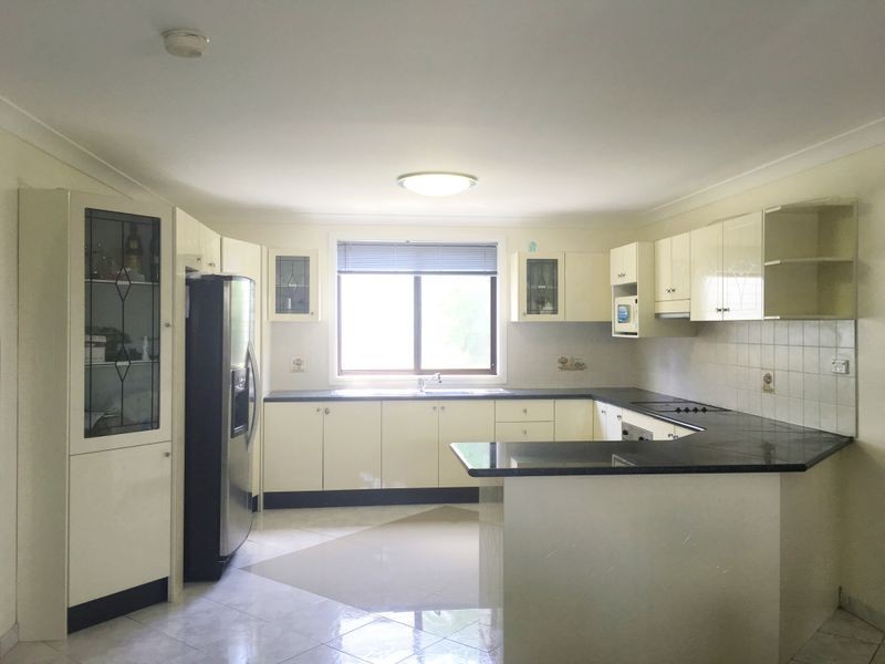 136 Cambridge Street, Canley Heights NSW 2166