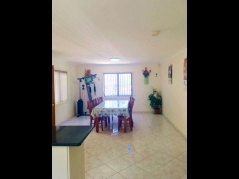 136 Cambridge Street, Canley Heights NSW 2166