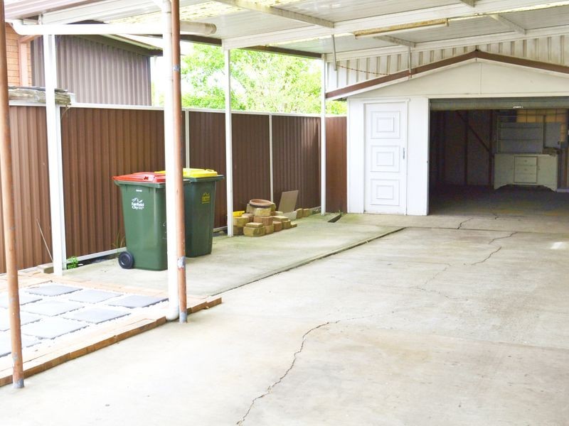 31 Beale Crescent, Fairfield West NSW 2165