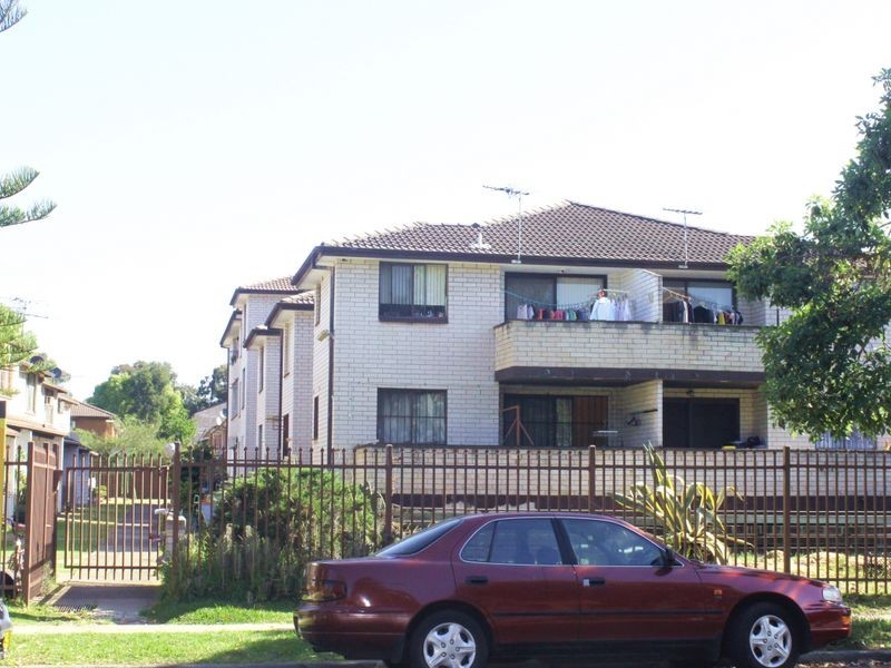 18/76 Mcburney Road, Cabramatta NSW 2166