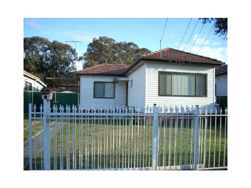 Charlotte Place, Canley Vale NSW 2166