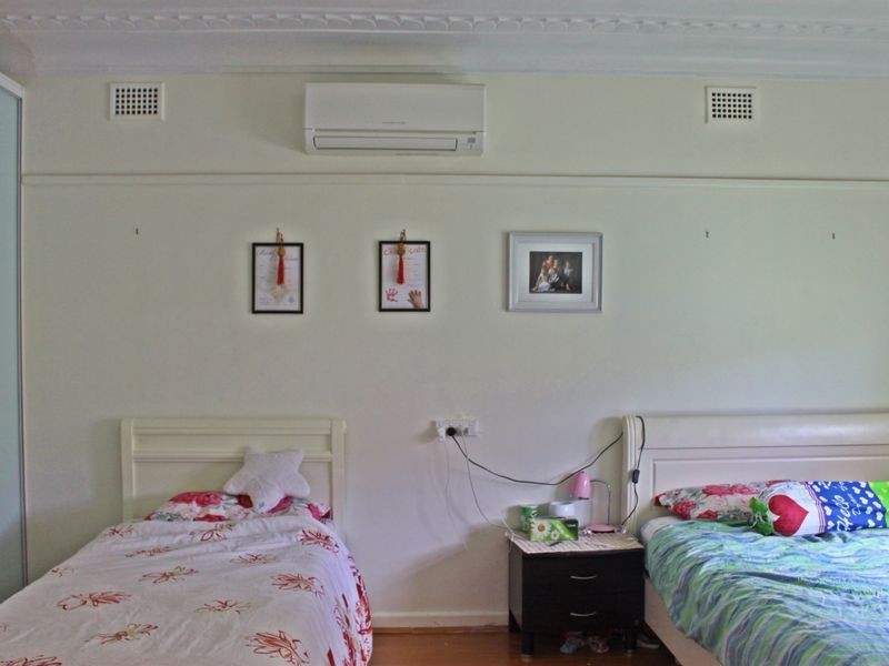 5 Parker Street, Fairfield NSW 2165