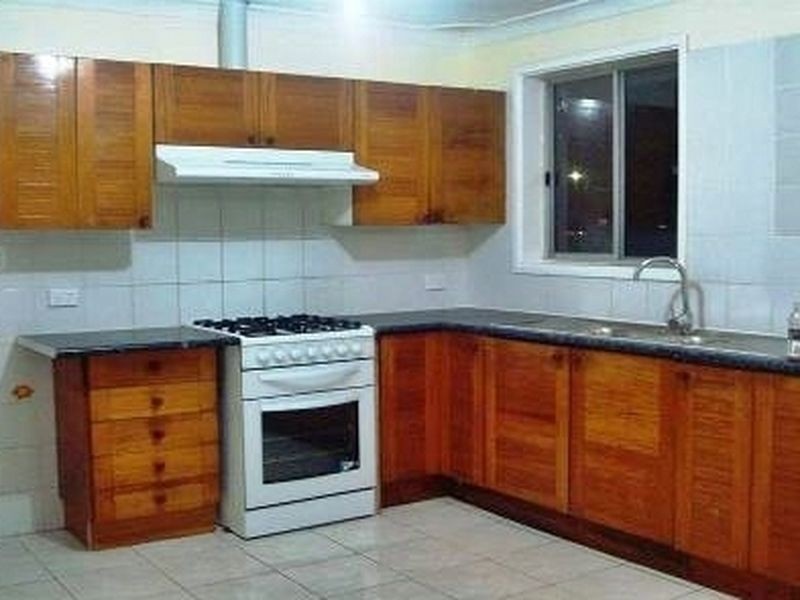 2 Chelsea Drive, Canley Heights NSW 2166