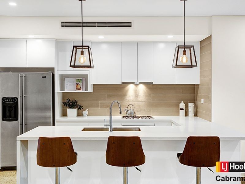 25 George Street, Canley Heights NSW 2166