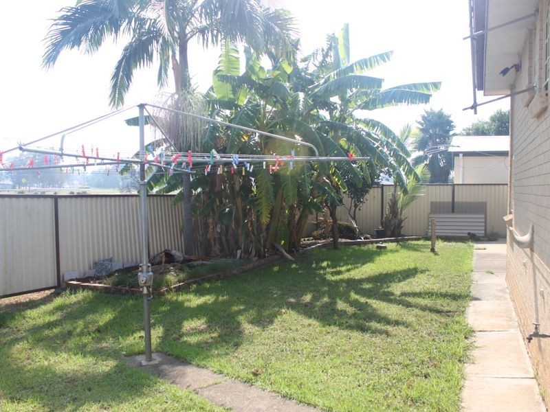 20 Sunny Place, St Johns Park NSW 2176