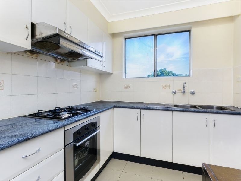 10/60 Broomfield Street, Cabramatta NSW 2166