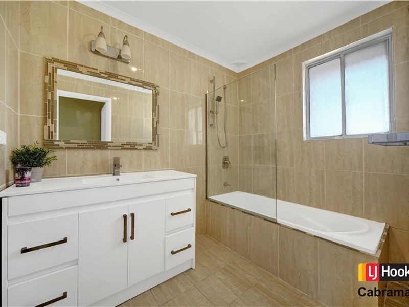 34 Cronulla Crescent, Woodbine NSW 2560