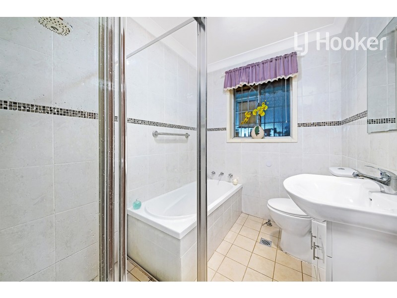 6 Venus Place, Lansvale NSW 2166