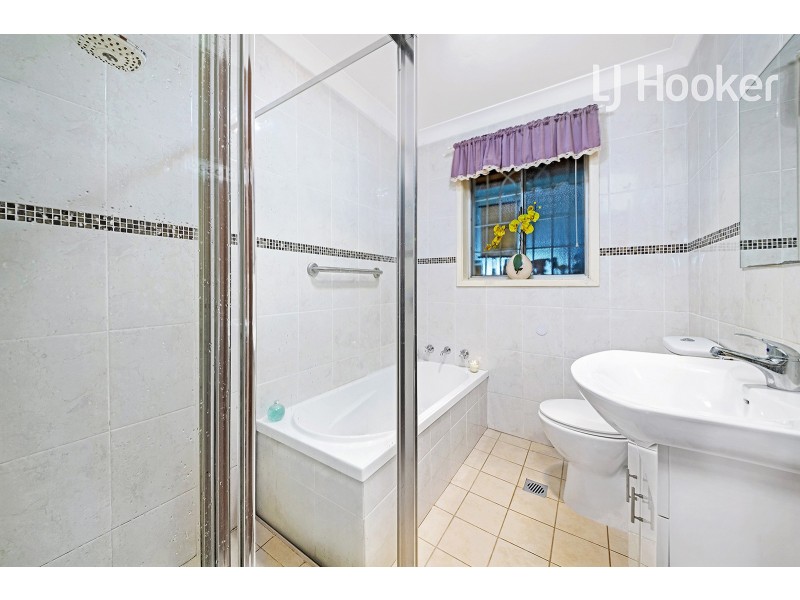 6 Venus Place, Lansvale NSW 2166