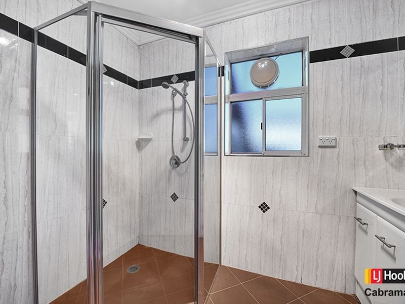 15 Mellick Street, Fairfield West NSW 2165