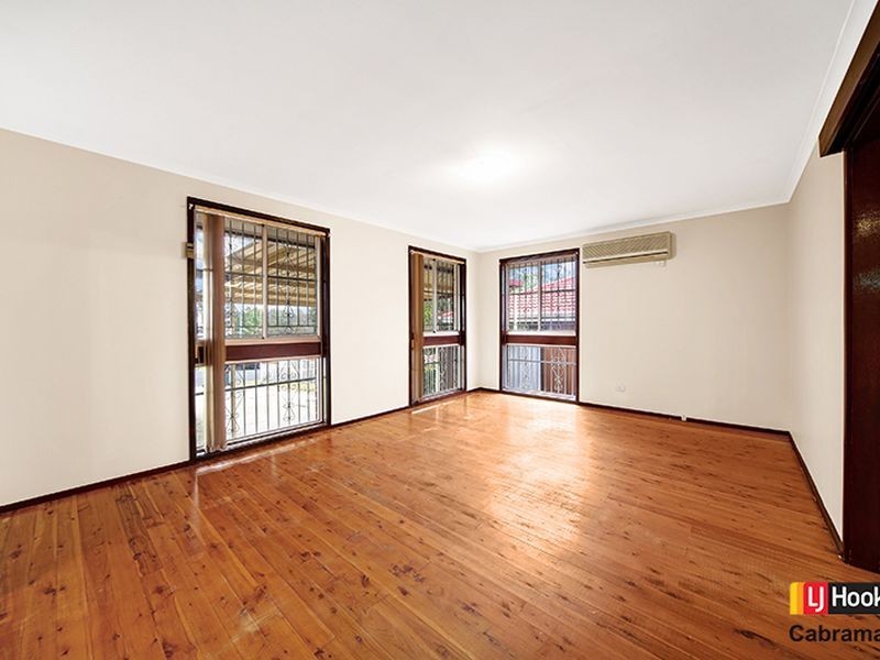 12 Tantani Avenue, Green Valley NSW 2168