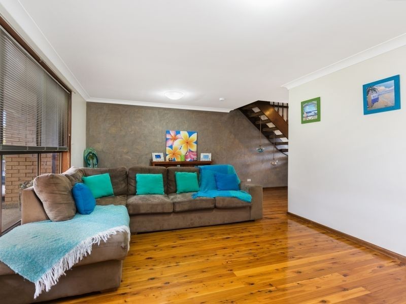 65 Wyangala Crescent, Leumeah NSW 2560