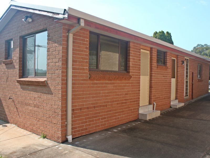 20A Sunny Place, St Johns Park NSW 2176
