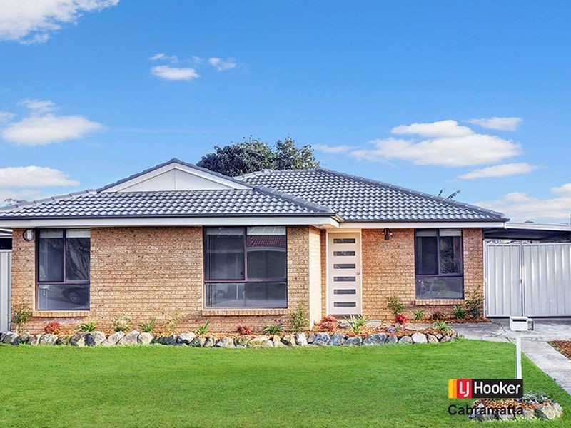 41 Corinda Street, St Johns Park NSW 2176