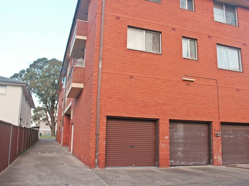 2/47 Cumberland Street, Cabramatta NSW 2166