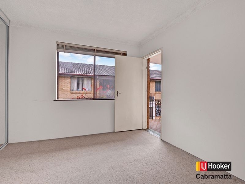 12/108 Wattle Avenue, Carramar NSW 2163