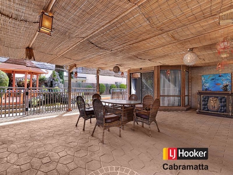 2 Clipper Close, Chipping Norton NSW 2170