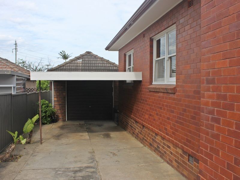 8 Lasa Street, Cabramatta NSW 2166