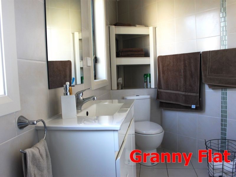 5 Canva Street, Canley Vale NSW 2166