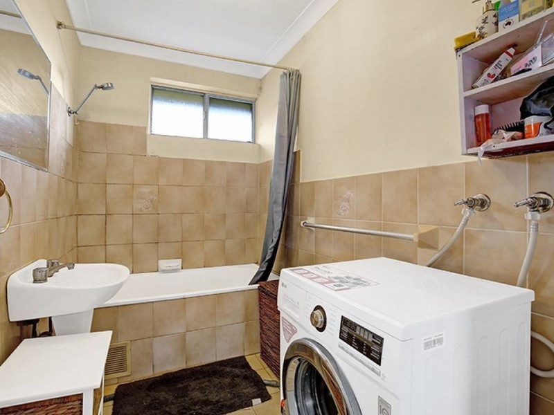9/130 Railway Parade, Canley Vale NSW 2166