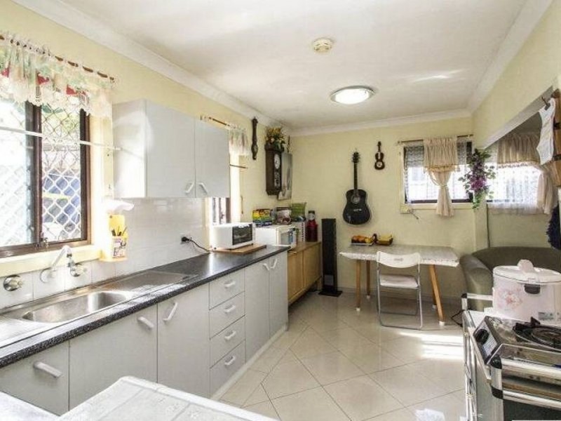 7 Lomani Street, Busby NSW 2168