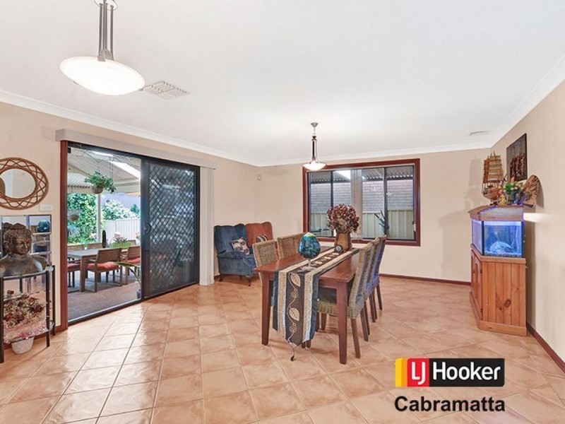 59 Carmichael Drive, West Hoxton NSW 2171
