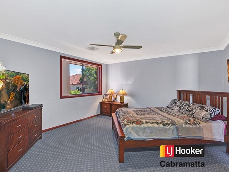 59 Carmichael Drive, West Hoxton NSW 2171