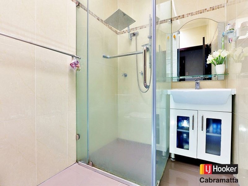 5 Harden Street, Canley Heights NSW 2166