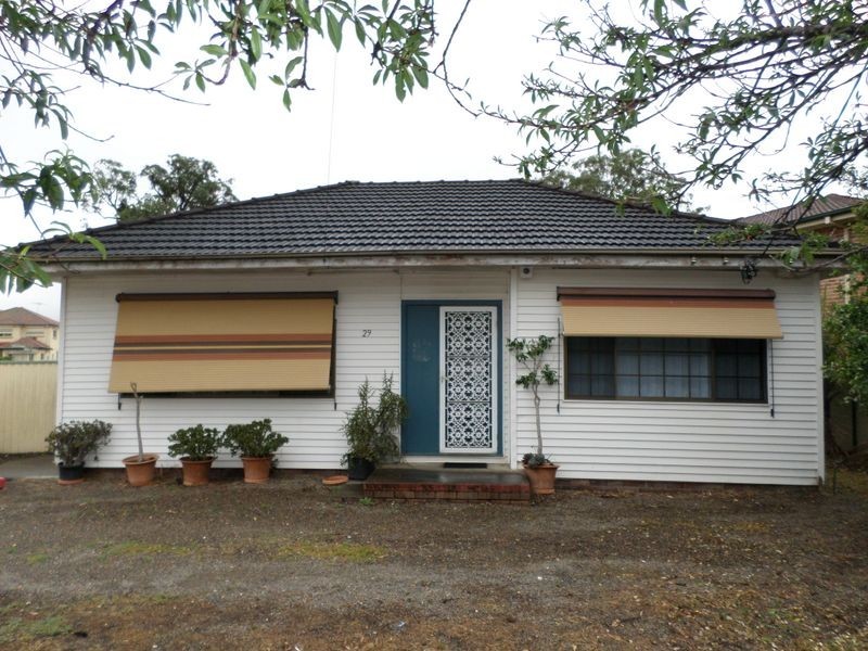 Canley Heights NSW 2166