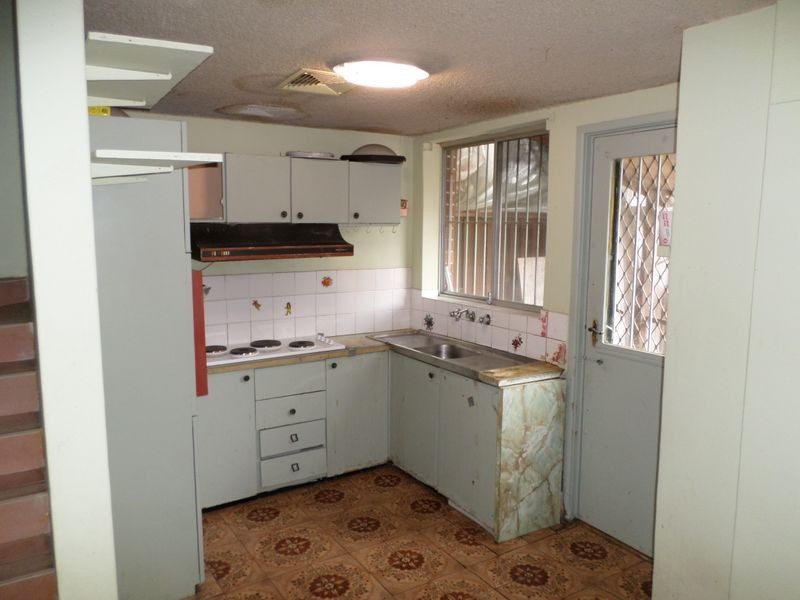 2/8-10 Hill Street, Cabramatta NSW 2166