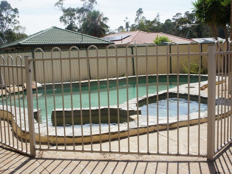 11 Bicane Close, Edensor Park NSW 2176