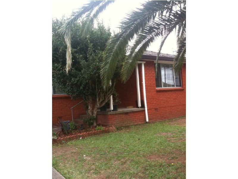 Fairfield West NSW 2165
