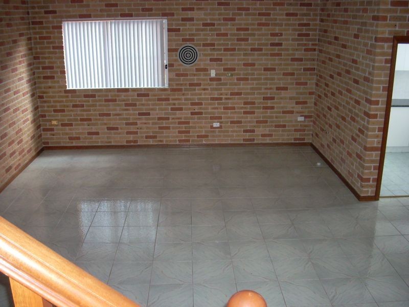 Edensor Park NSW 2176