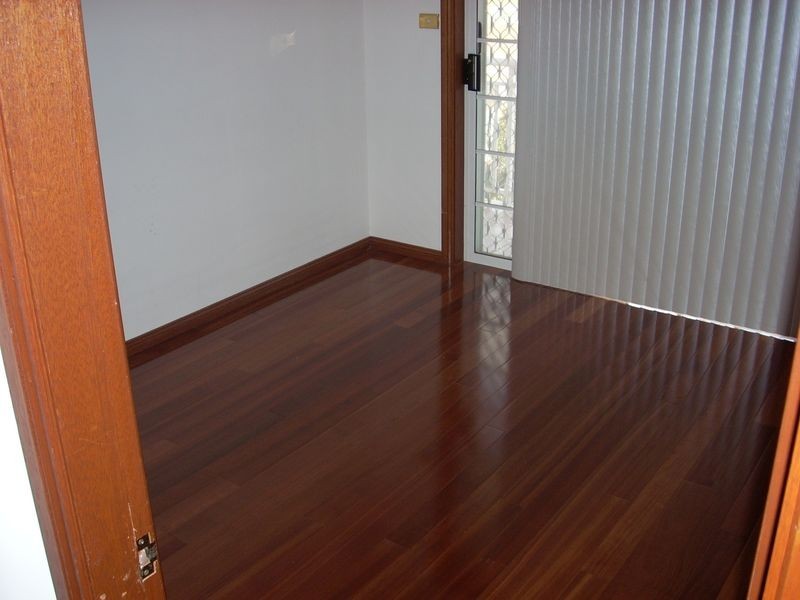 Edensor Park NSW 2176