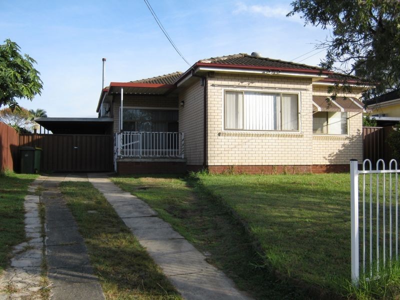 Fairfield West NSW 2165