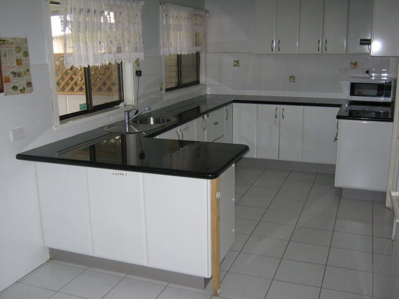 Fairfield West NSW 2165