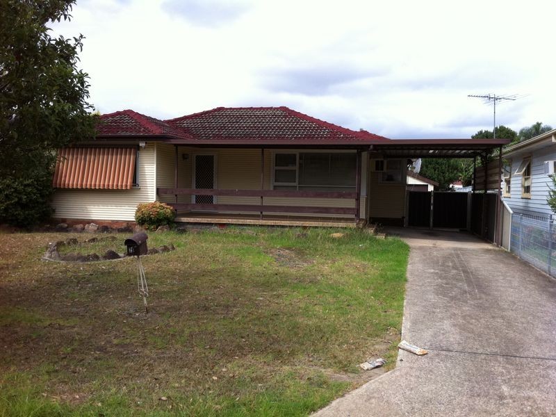 Fairfield West NSW 2165