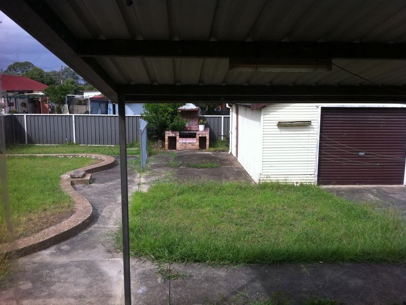 Fairfield West NSW 2165