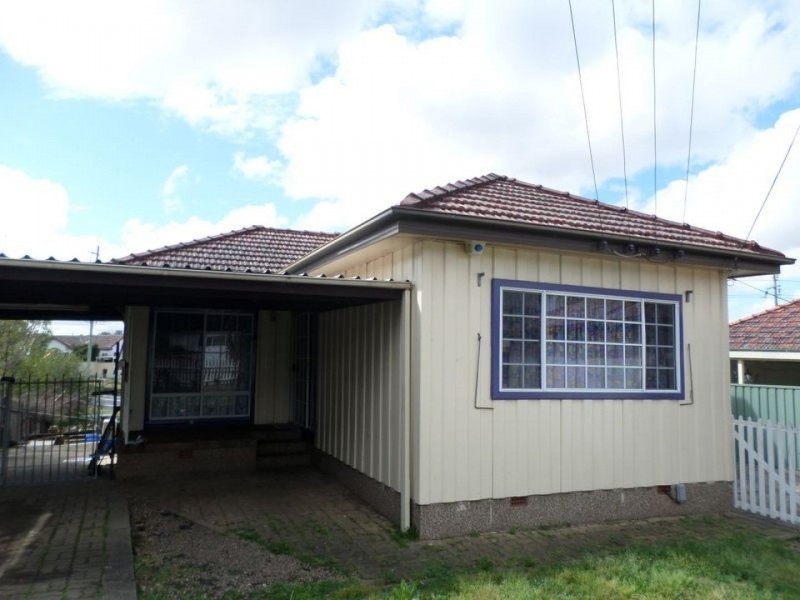 26 Woods Avenue, Cabramatta NSW 2166